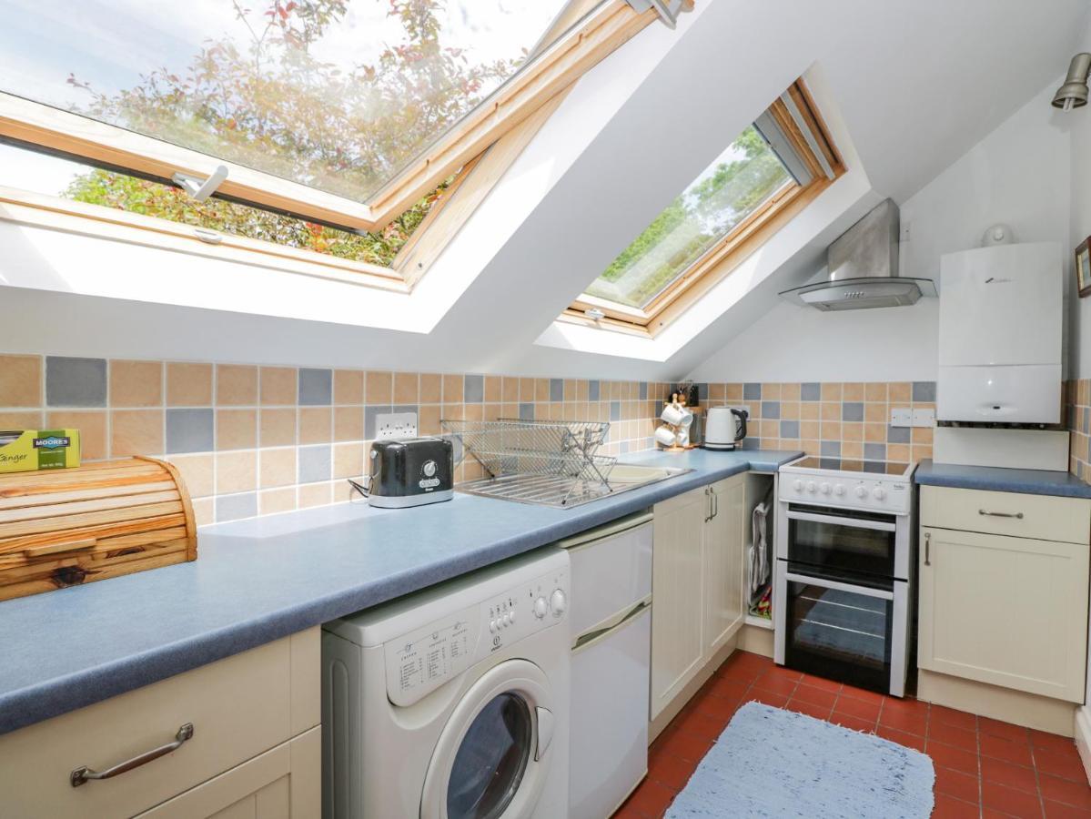 Parkfield Cottage Sturminster Marshall Экстерьер фото