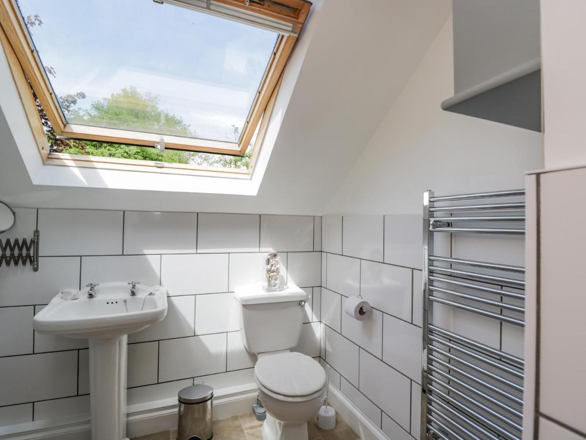 Parkfield Cottage Sturminster Marshall Экстерьер фото