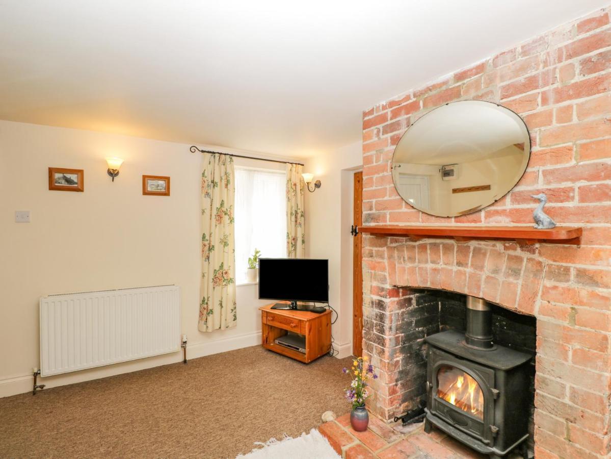 Parkfield Cottage Sturminster Marshall Экстерьер фото